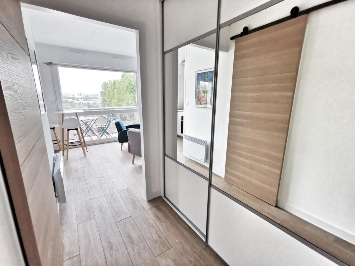 Appartement Lumineux Avec Balcon Et Parking Cherbourg-en-Cotentin Buitenkant foto